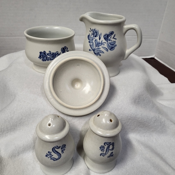 Pfaltzgraff Yorktowne Sugar Bowl  Creamer Salt Pepper Set - Picture 2 of 9